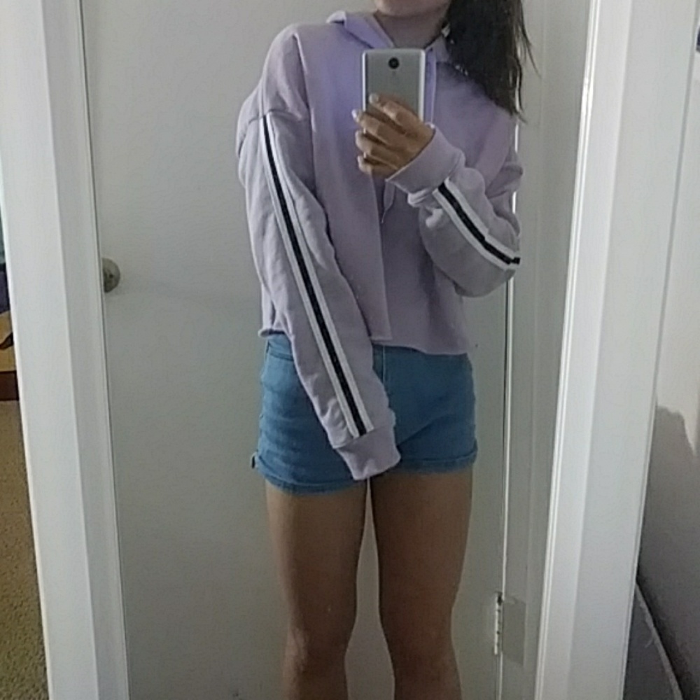Cropped hoodie